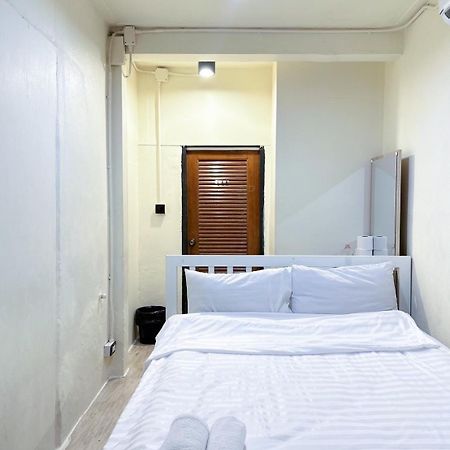 Chubbi5 Room11 Bangkok Luaran gambar
