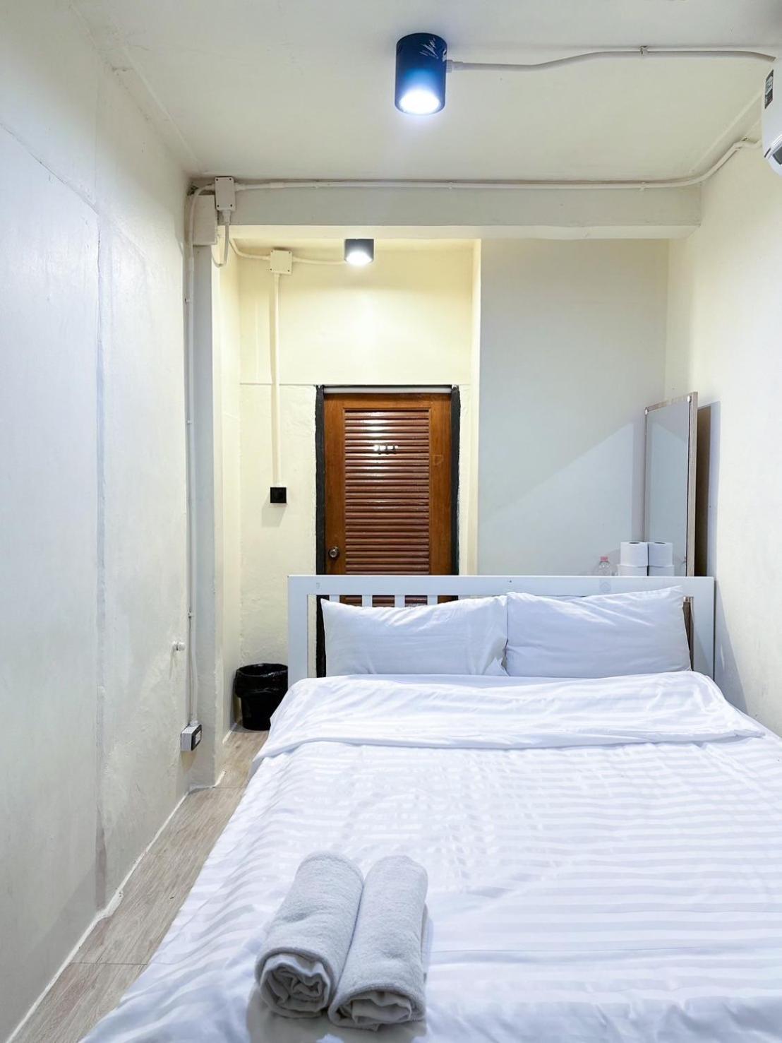 Chubbi5 Room11 Bangkok Luaran gambar